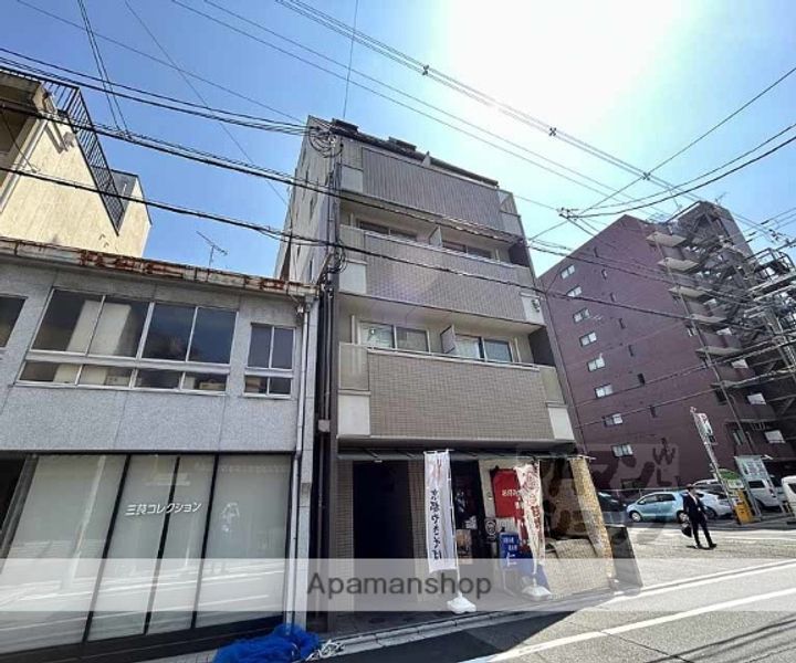 バインオークノチェ102の外観