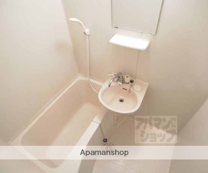 アルカディア106の風呂