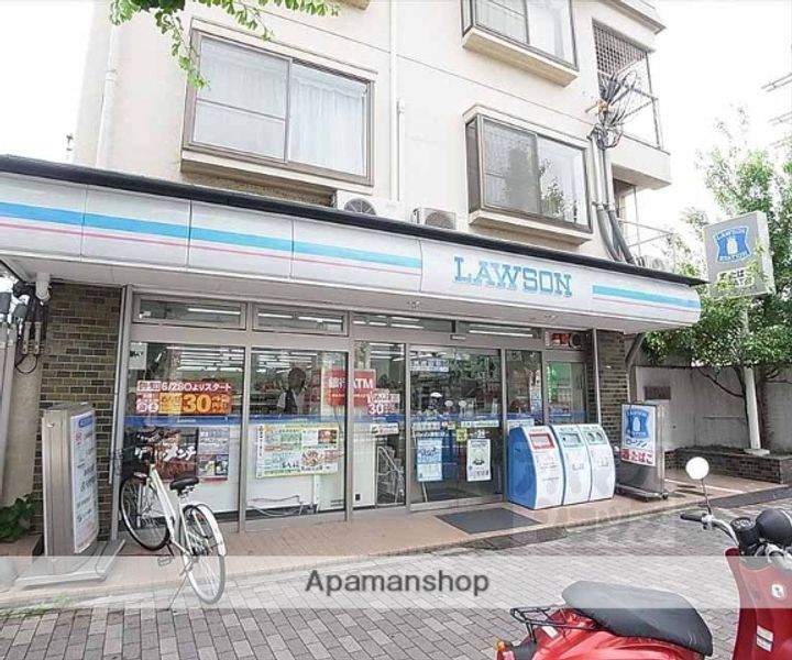 アルカディア106の周辺