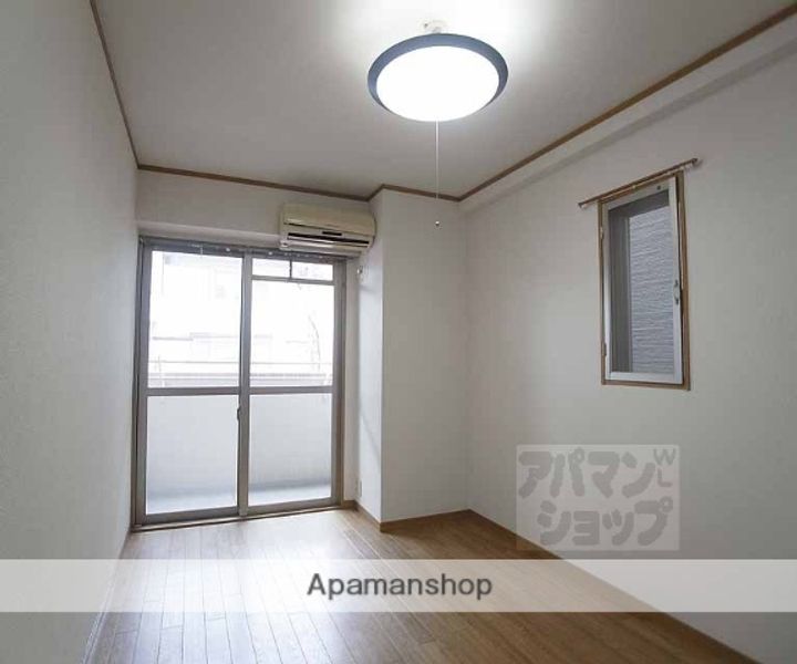 ルネッサンス・ドゥ507の居間