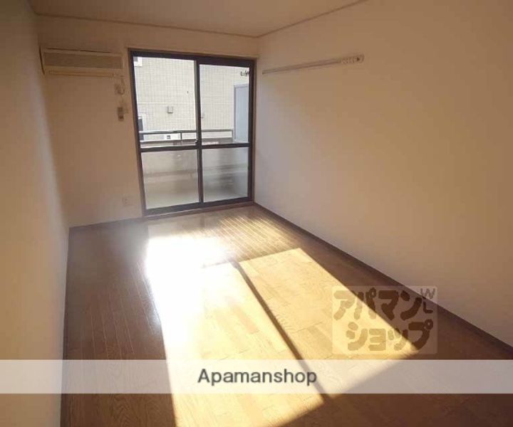 セジュール大谷の居間