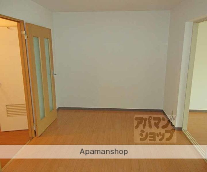 ガーデンハイツ広野202の居間