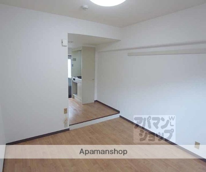 リエス新堀川408の内装