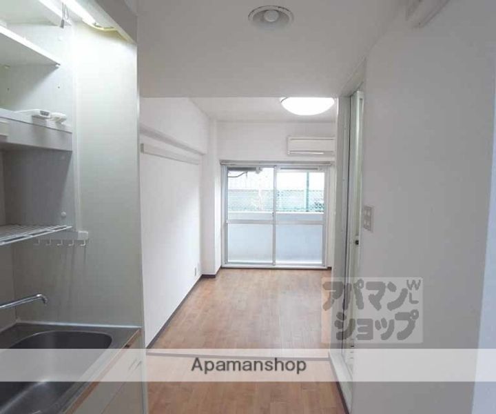 リエス新堀川408の内装