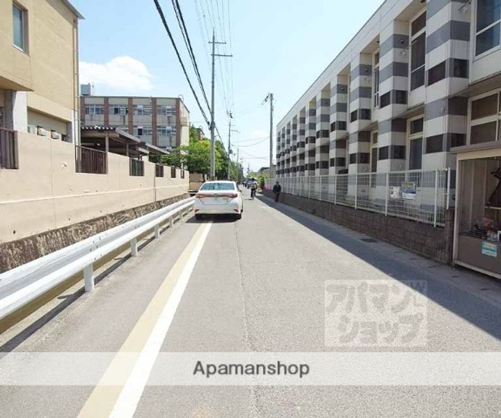 CASTELLO202の周辺