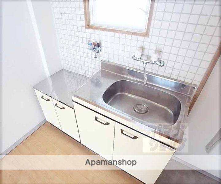 ヴィラ墨染203のキッチン