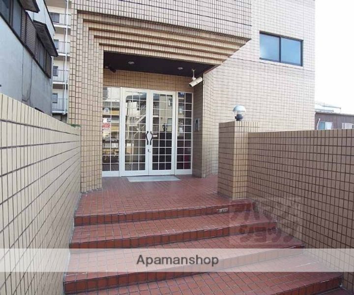 エクセレント墨染402の外観