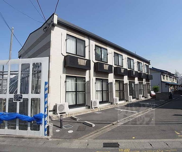 レオパレスカルム長岡京の外観
