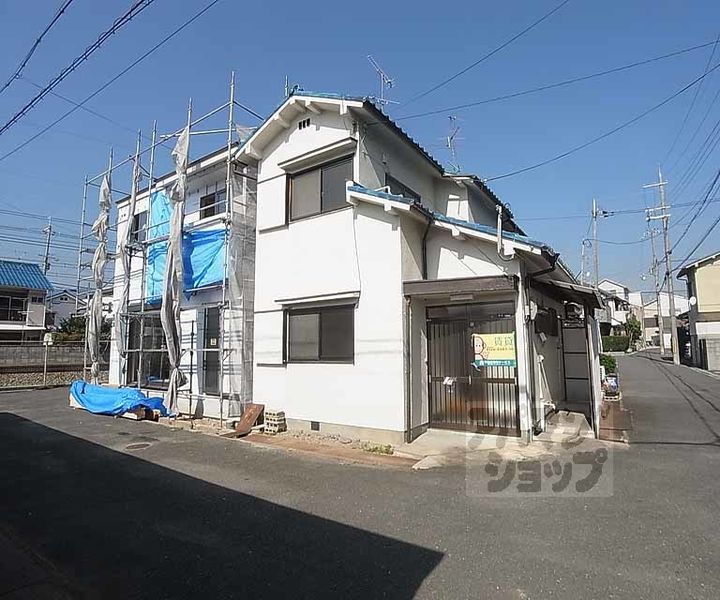京都府長岡京市友岡4丁目(一戸建)の賃貸物件戸建ての外観