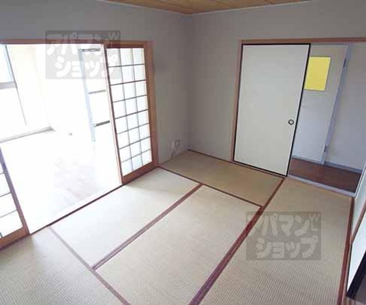 グランヴィア貴船205の居間