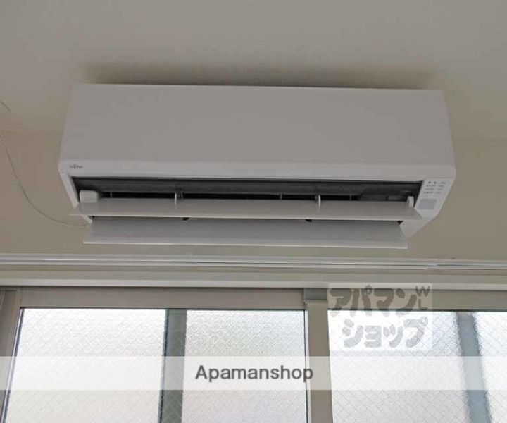 ハーモニーテラス深草坊町102の内装