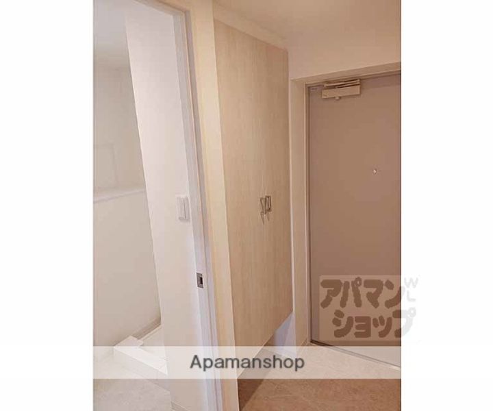 PLUM OWL IIの内装