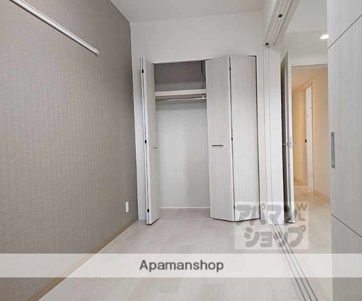 PLUM OWL IIの内装