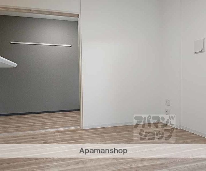 PLUM OWL IIの内装