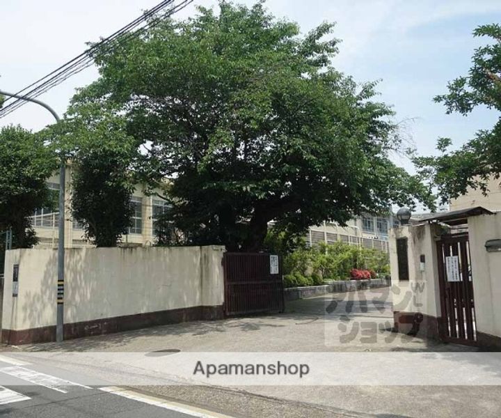 京都府京都市山科区音羽八ノ坪(一戸建)の賃貸物件戸建ての周辺