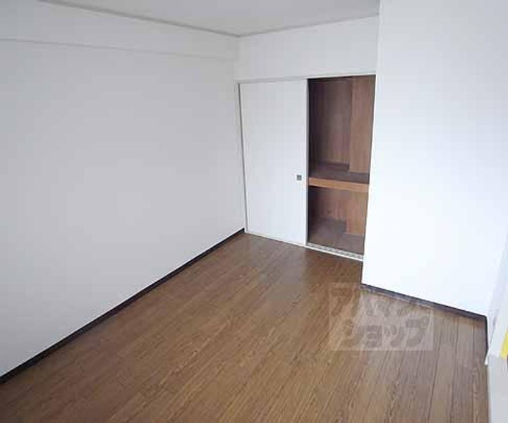 エクセレント墨染402の内装