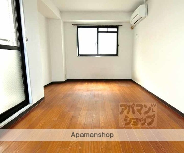 アーバンハウスA&UII206の居間