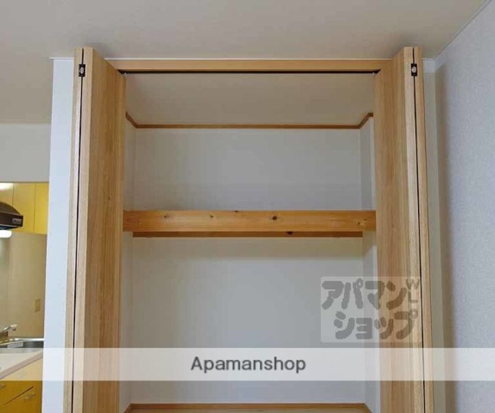 グラン上桂106の内装