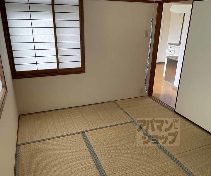 ステージ ツチヤ102の内装