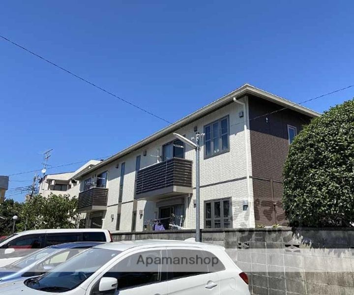 アラマガ スプリングス103の外観