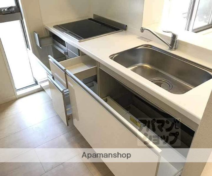 アラマガ スプリングス103の内装