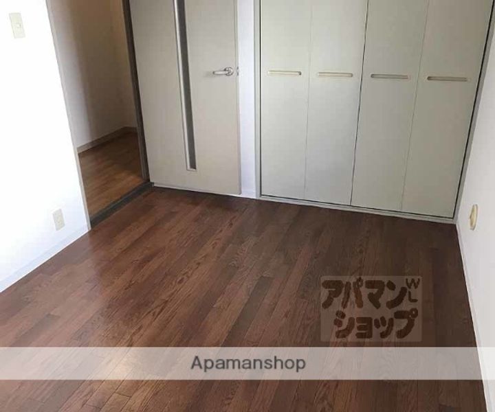 ソルレヴェンテ奥村202の内装