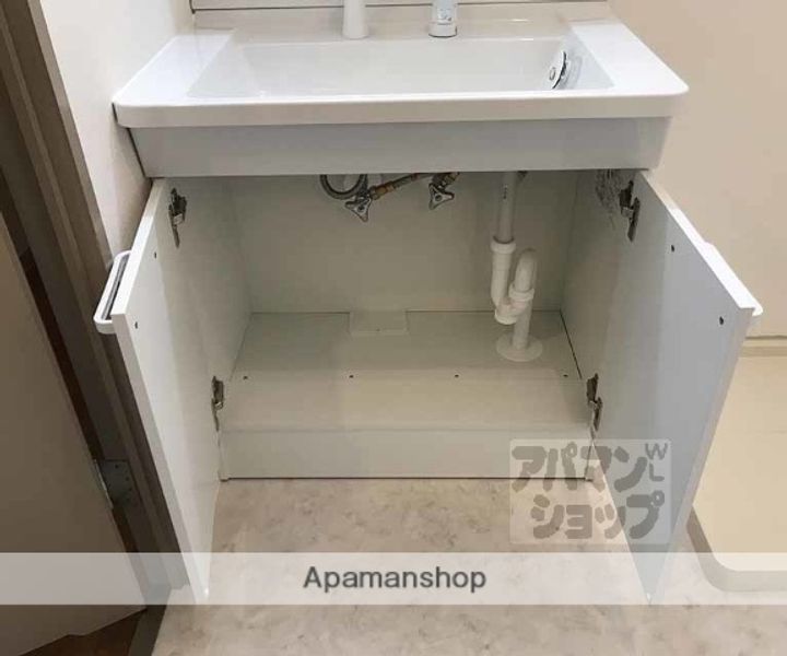 ソルレヴェンテ奥村202の内装