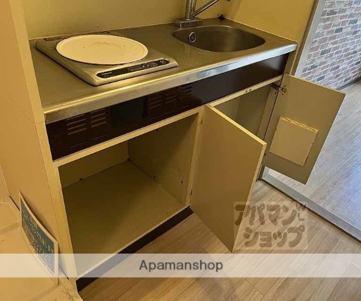 ウエストアベニュー101の内装