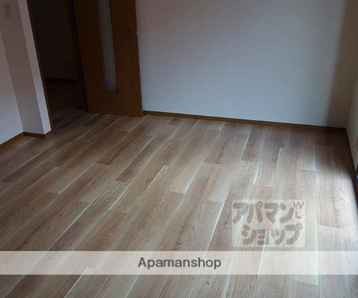 エーデルハイム千代川B-202の内装