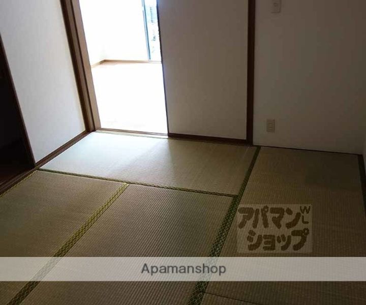 エーデルハイム千代川B-202の内装