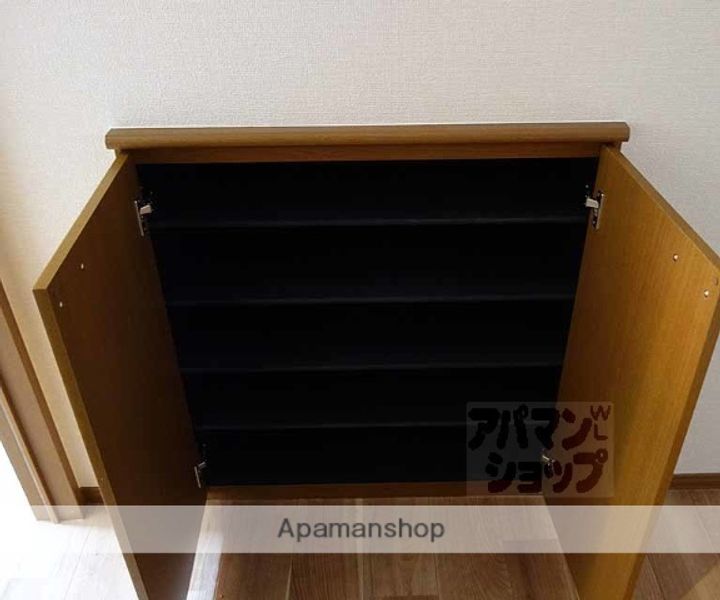 エーデルハイム千代川A-103の内装