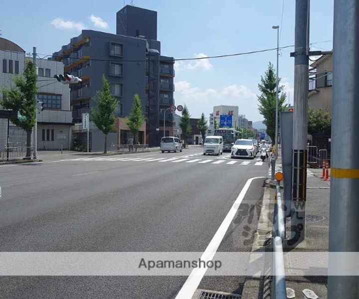 レイディアンス408の周辺