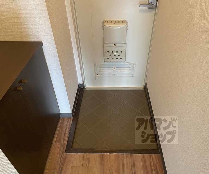 アルペジオ胡桃22の玄関