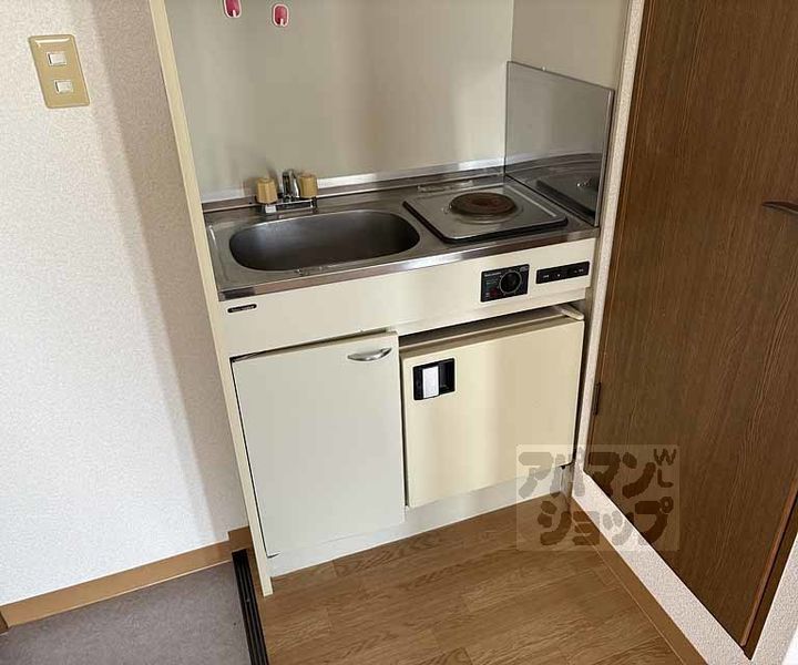ルモンド安町402のキッチン