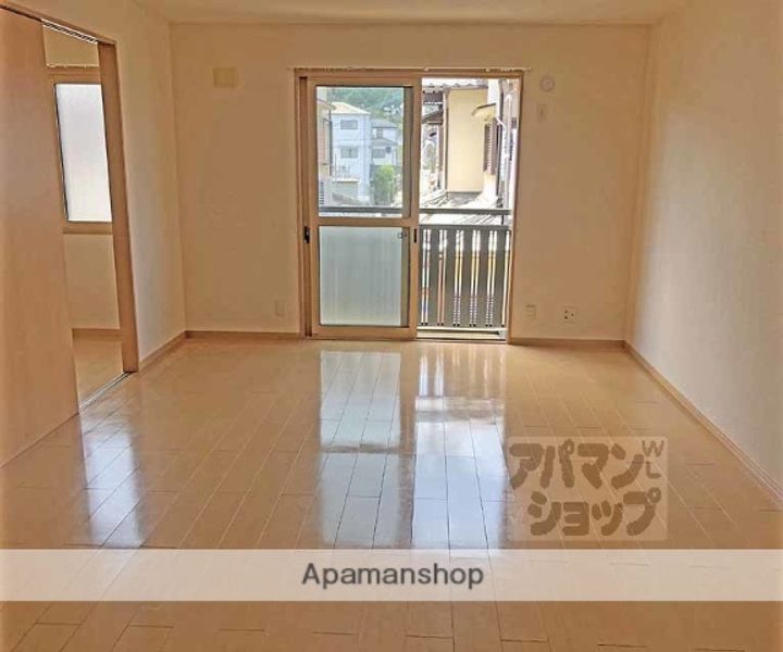 レジデンス桜206の居間