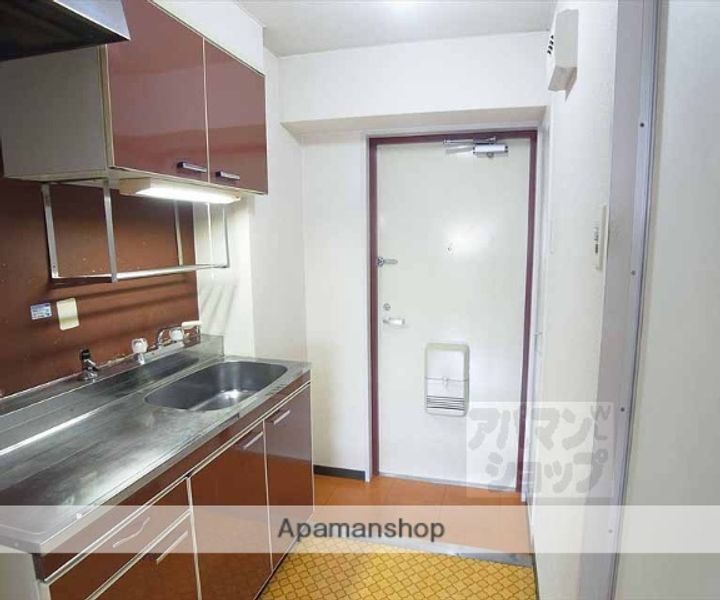 AXIA京都411の玄関