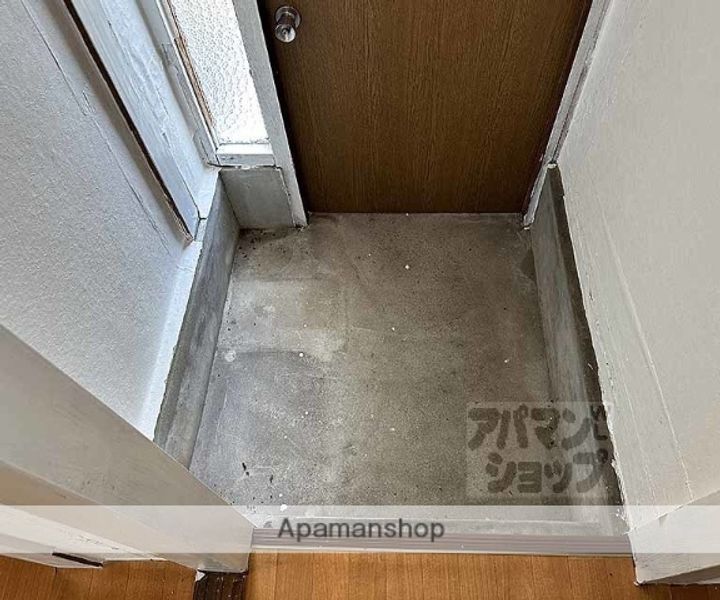 京都府亀岡市篠町見晴6丁目(一戸建)の賃貸物件戸建ての玄関