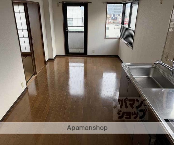 A BIL II403の居間