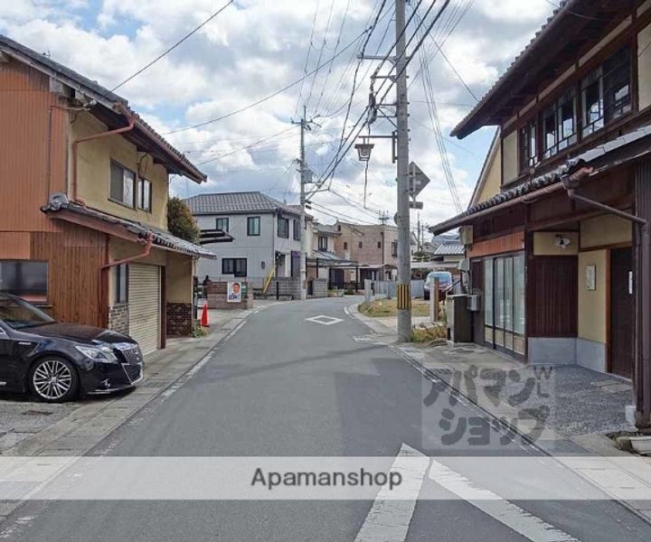 ラヴィアン河原町303の周辺