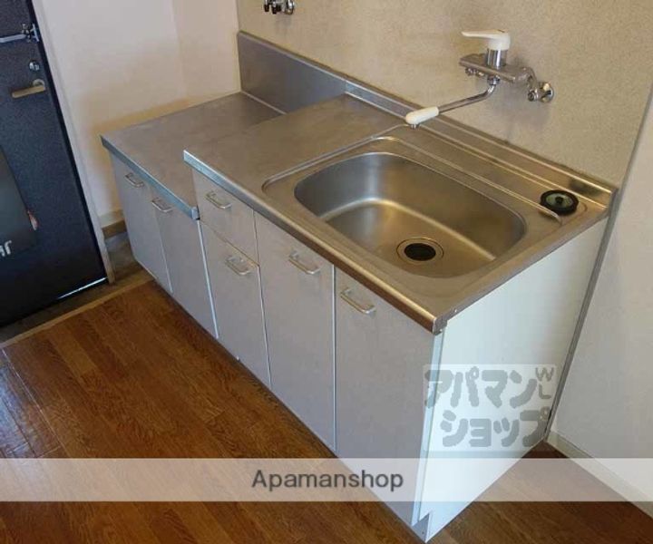 TAMAグラードC103のキッチン