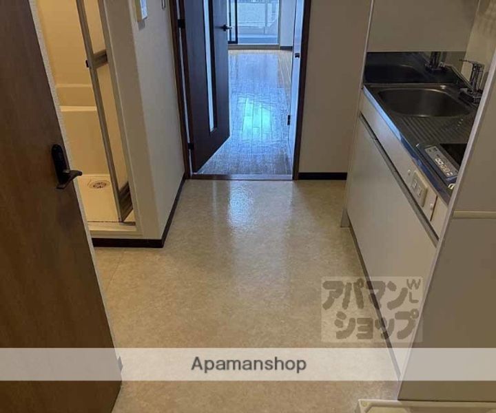 ネオパレス亀岡505の内装