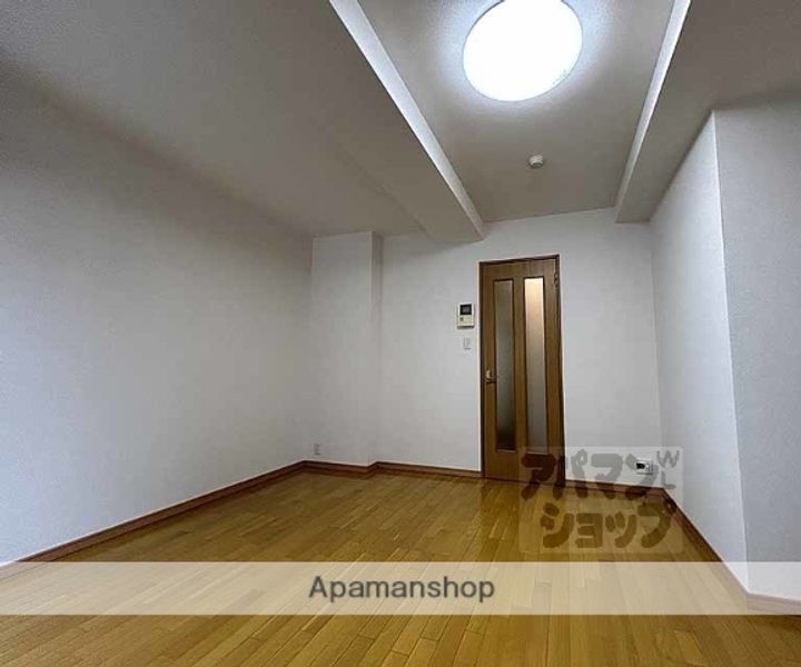 祇園ケントビル3Aの居間