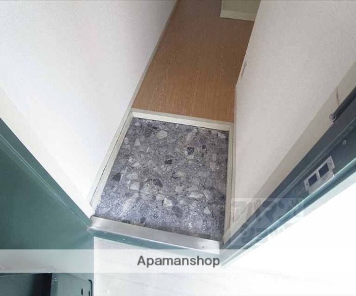 スッデンテンハイムベーレン110の玄関