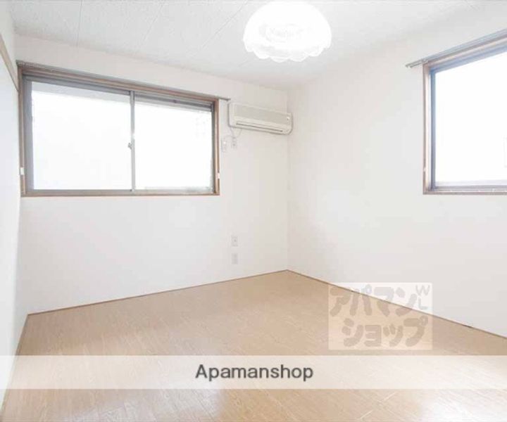 スッデンテンハイムベーレン110の居間