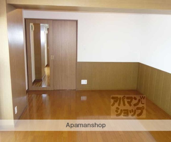 京都府京都市下京区御影堂町の賃貸マンション1201の居間