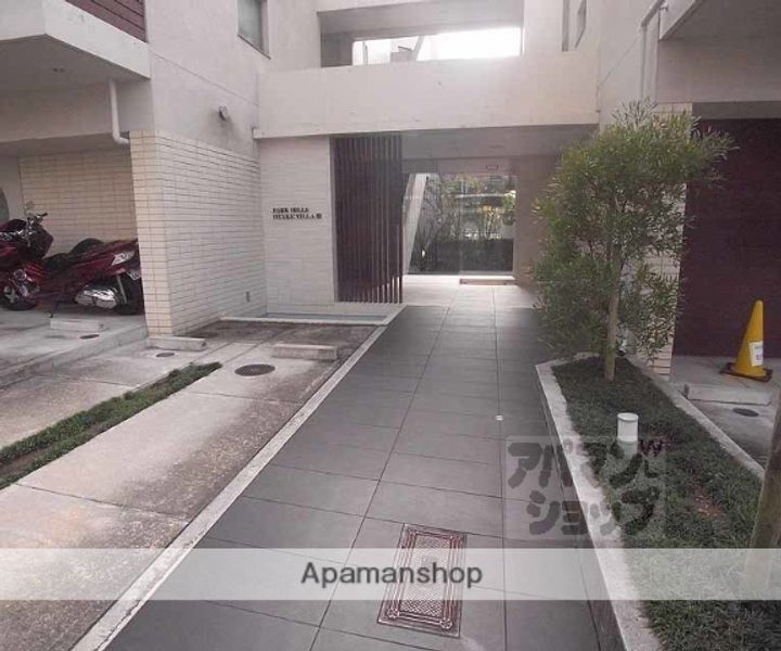 PARK HILLS OYAKE VILLA 3204-aの外観