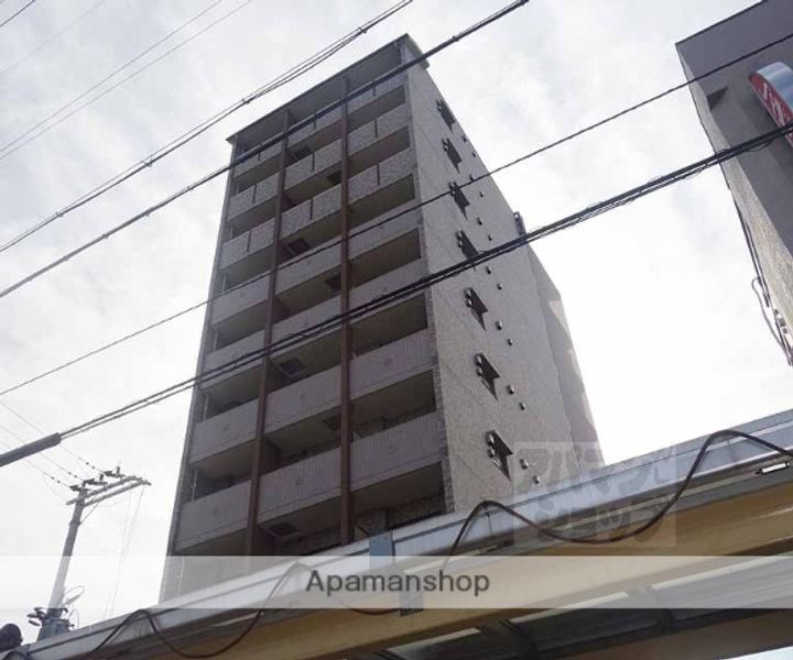 京都府京都市下京区西七条南東野町の賃貸マンションの外観