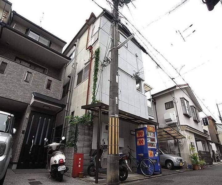 京都府京都市上京区北町の賃貸マンション202の外観