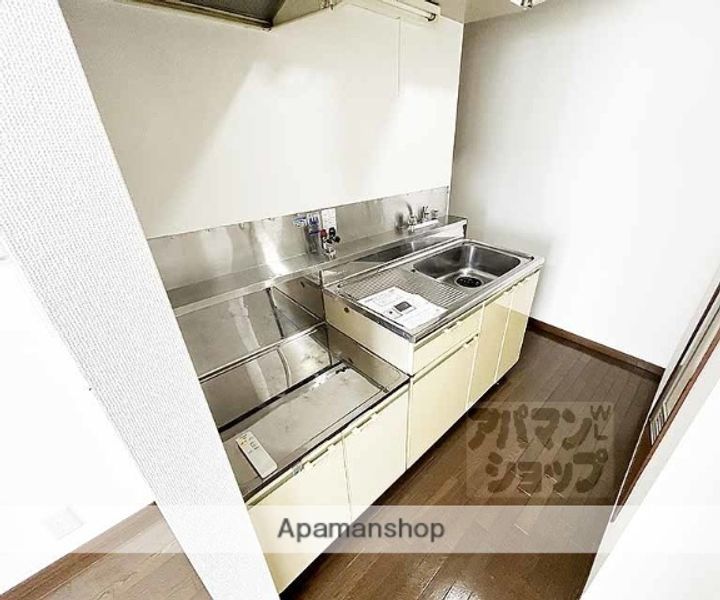 LA MAISON TOMISAKA203のキッチン