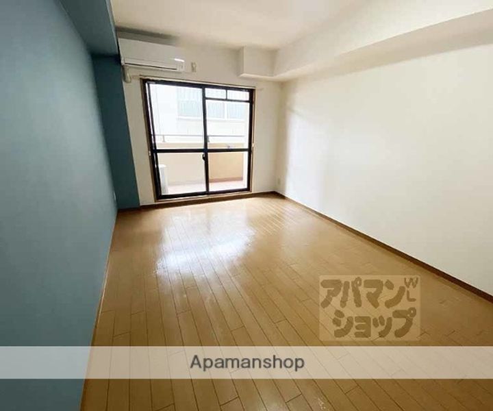 ハウスセゾン両替町cの居間